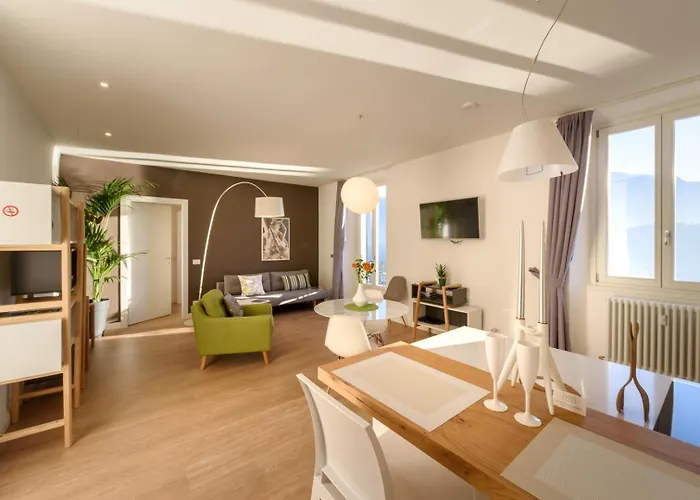 Nell'a Apartamento Cadenabbia